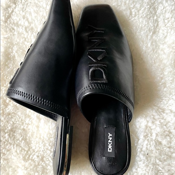 DKNY Black Mules Size 10 - Picture 15 of 15